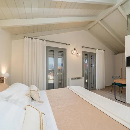 Nelia Apartment Lixouri